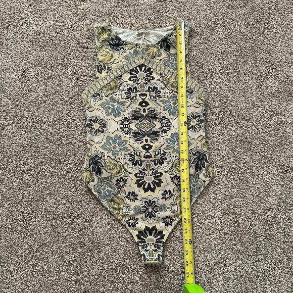 Free People Intimately cream, yellow & navy paisley open back bodysuit S - Picture 9 of 11